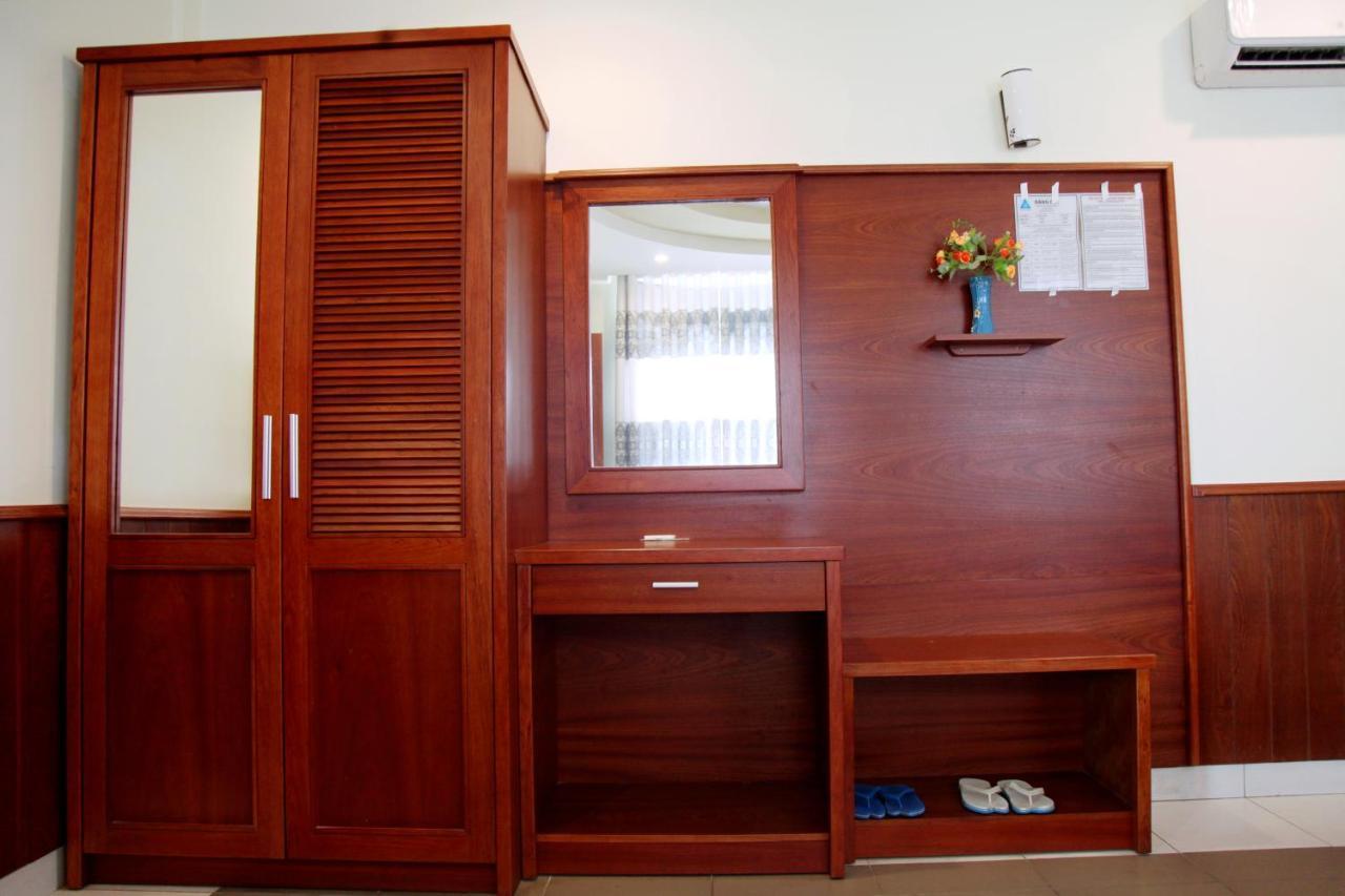 Hotel Tran Long Ho Chi Minh City Bagian luar foto
